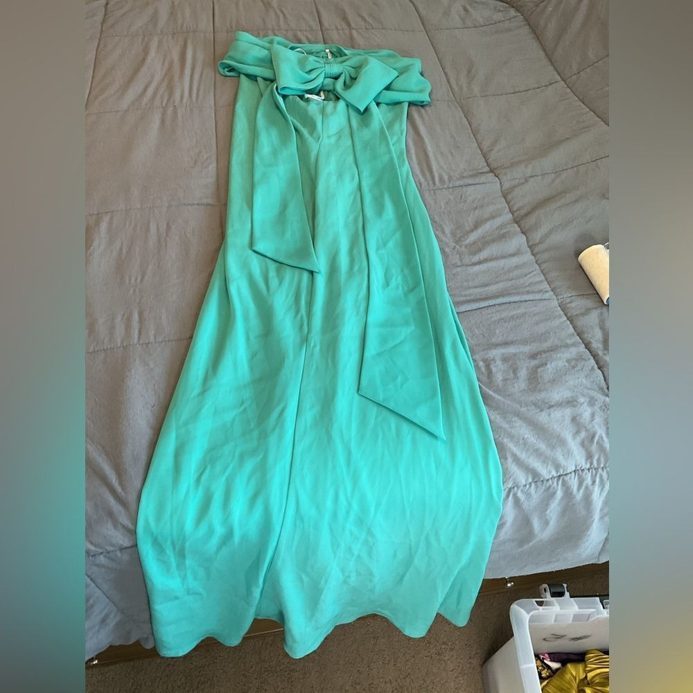 Tadashi Shoji One-Shoulder Teal Blue Crepe Bow Shoulder Column Gown Size 10 - Picture 6 of 6